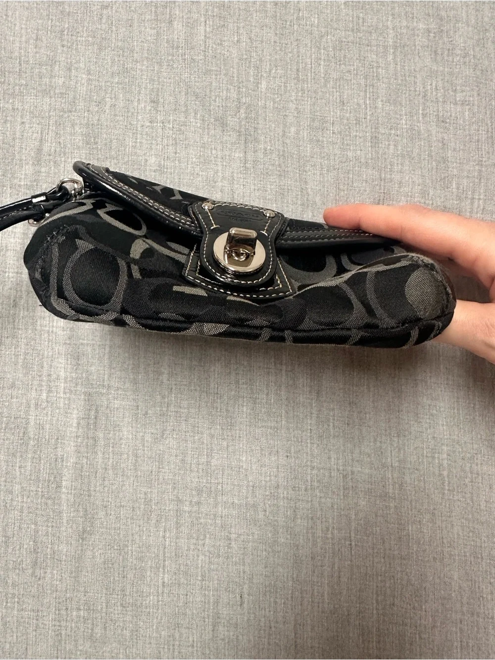 Y2K Coach Legacy Signature Black Canvas Leather Trim Turnlock Wristlet